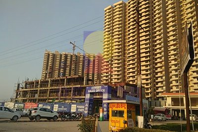 Gaur City 14th Avenue